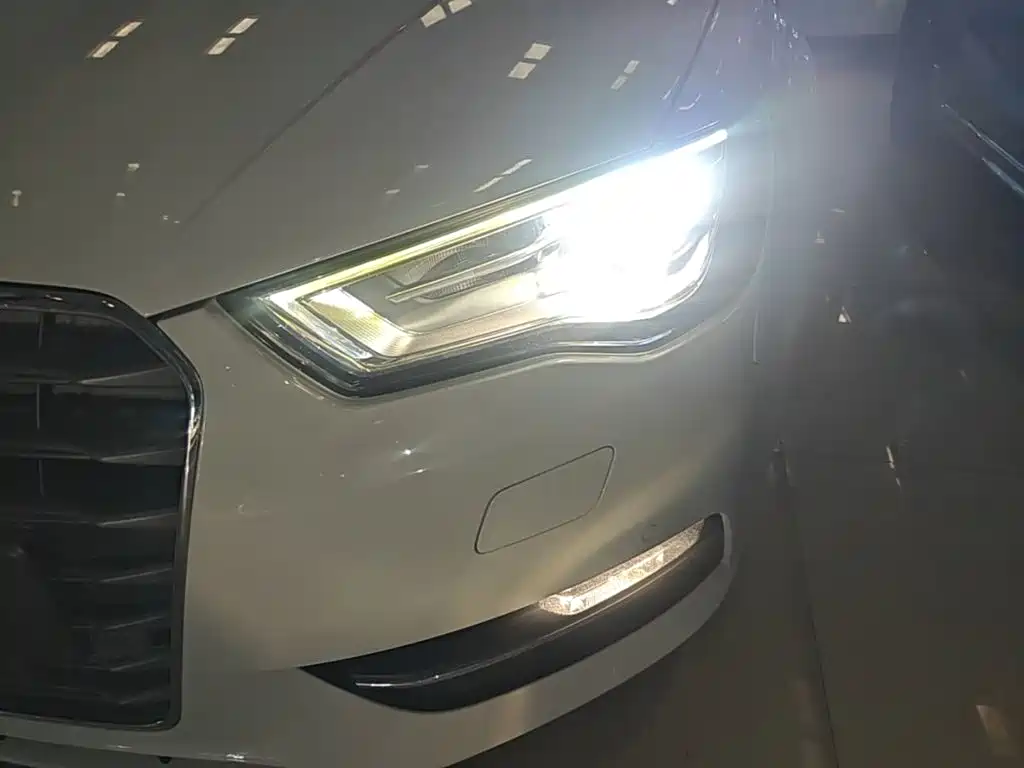 Audi A3 2015 — фото 24