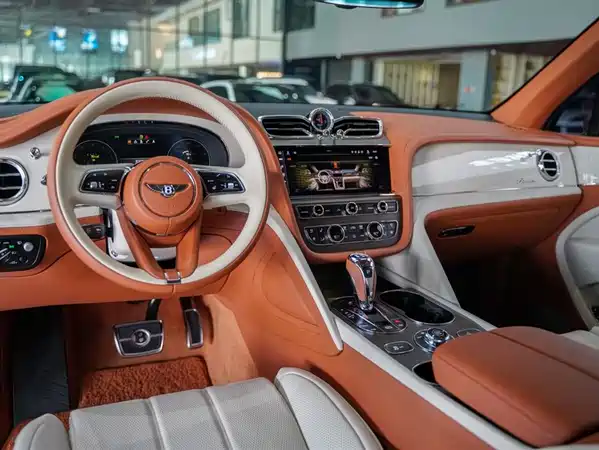 Bentley Bentayga 2023
