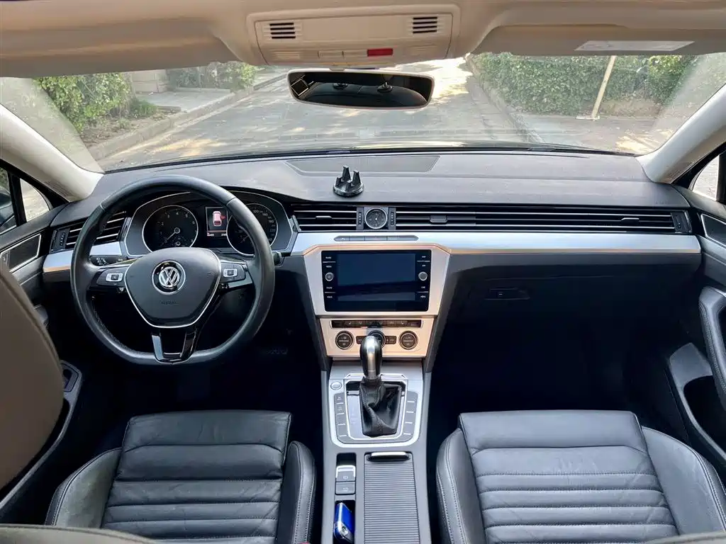 Volkswagen Viloran 2019 — фото 12