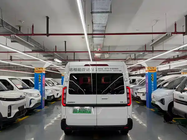 Farizon Super VAN 2024