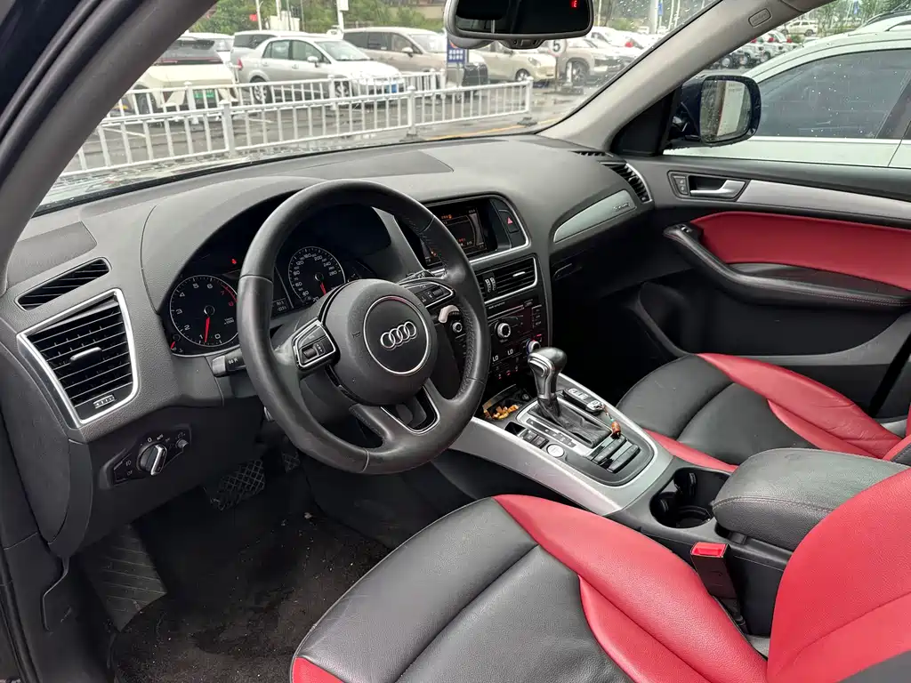 Audi Q5 2018 — фото 10