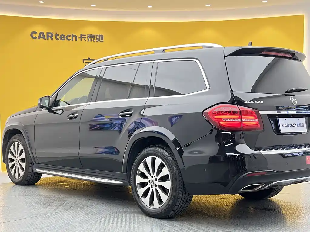 Mercedes-Benz GLS 2018 — фото 32