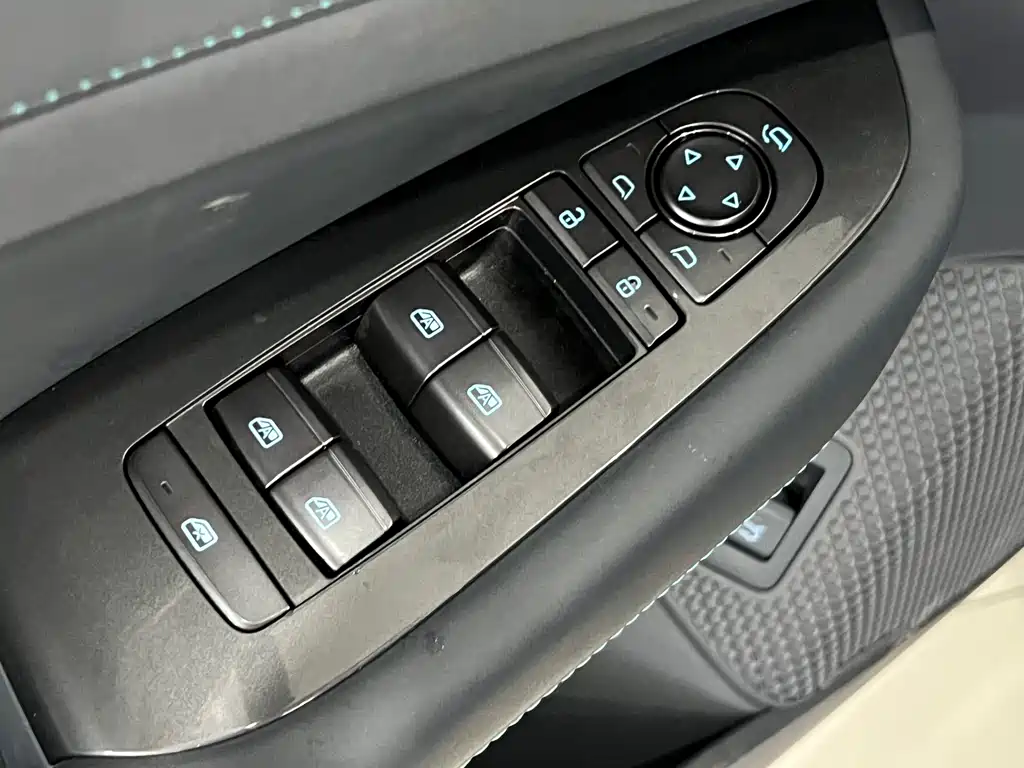 BYD Seal 06GT 2025 — фото 16
