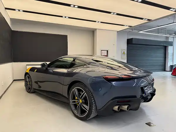 Ferrari Roma 2020