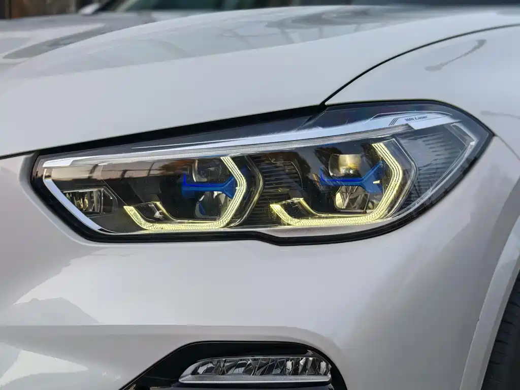 BMW X5 2019 — фото 9