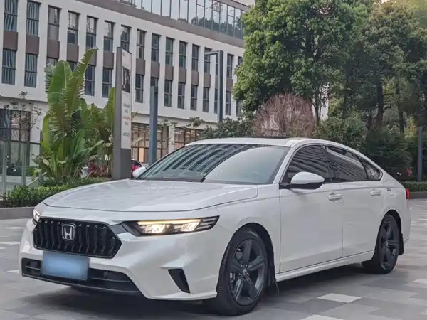 Honda Inspire 2024