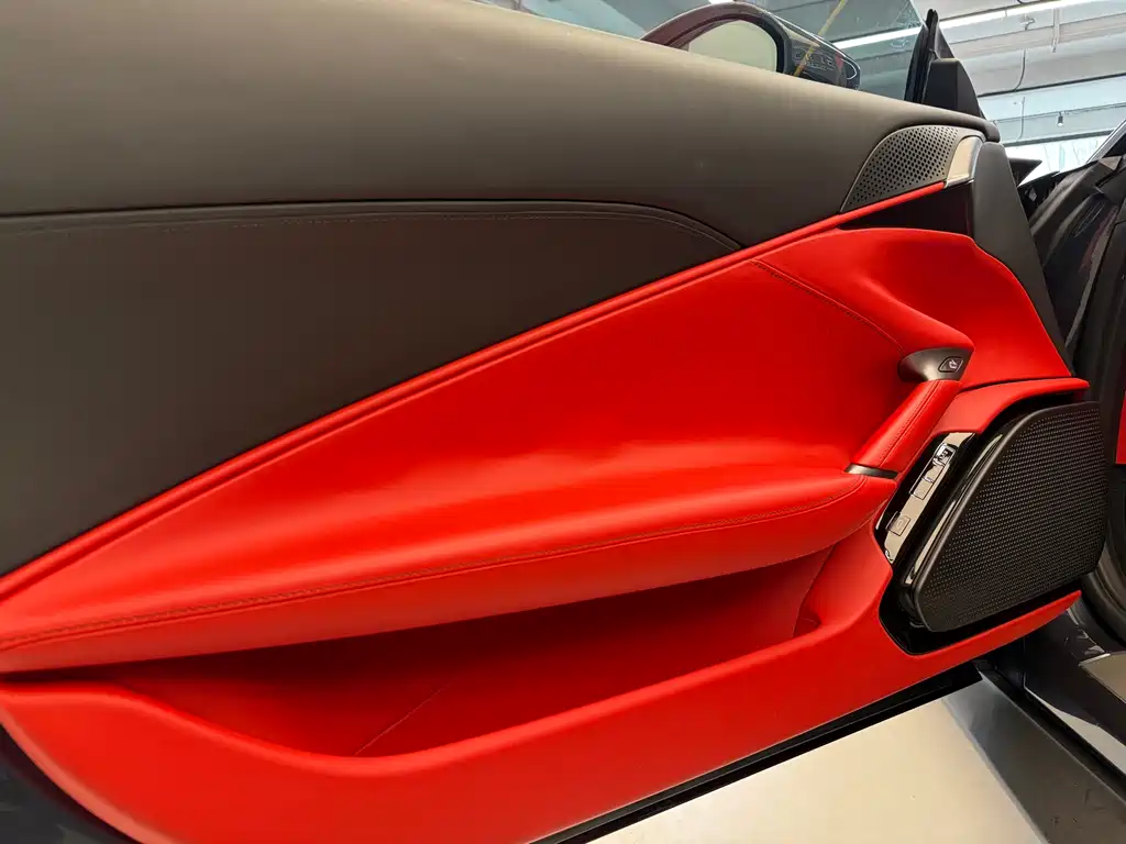 Ferrari Roma 2021 — фото 14
