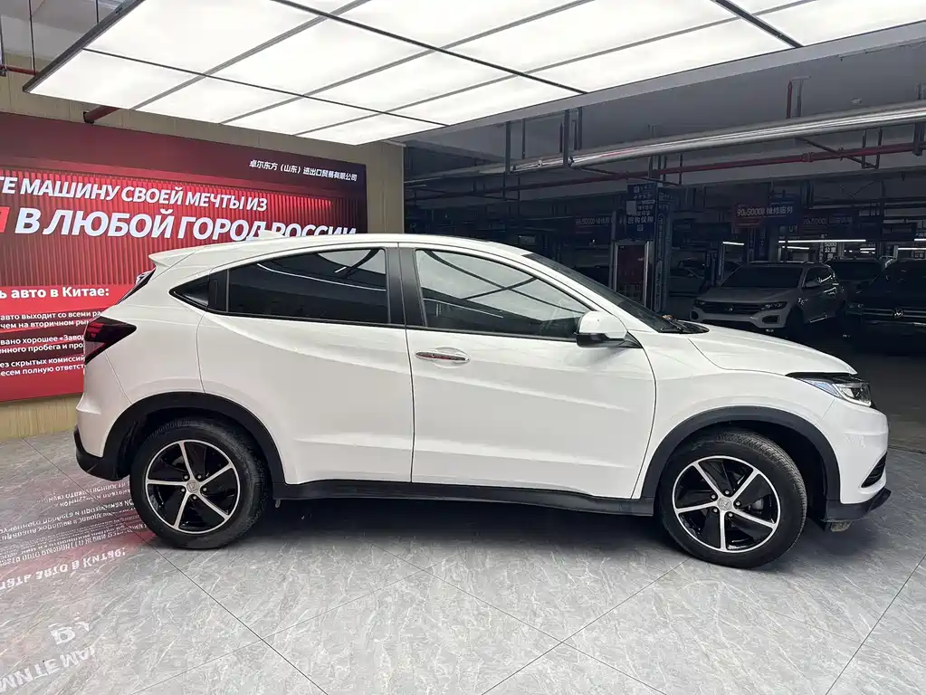 Honda Vezel 2022 — фото 4