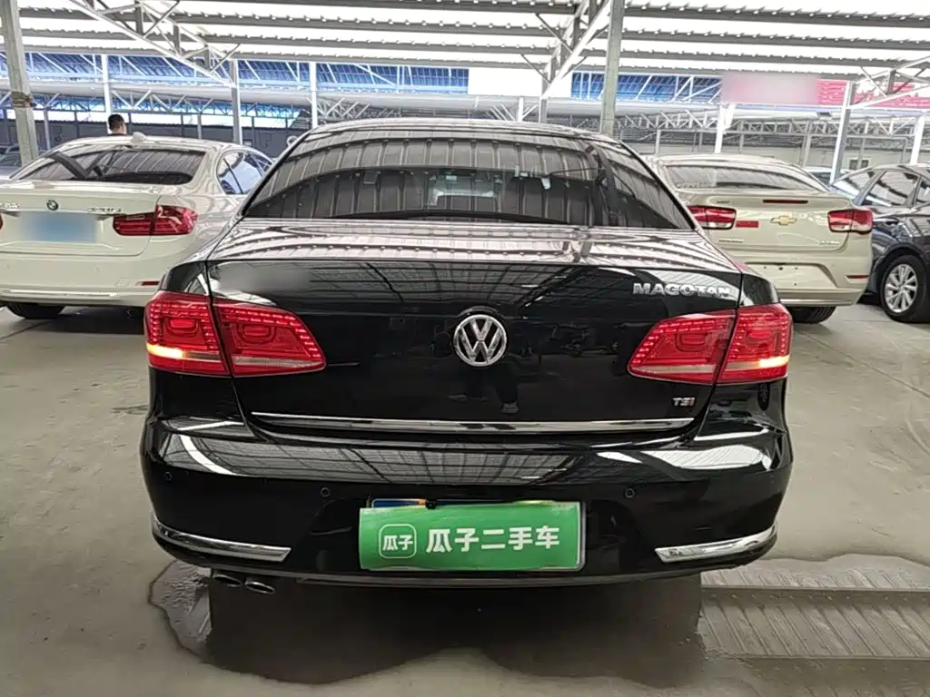 Volkswagen Magotan 2016