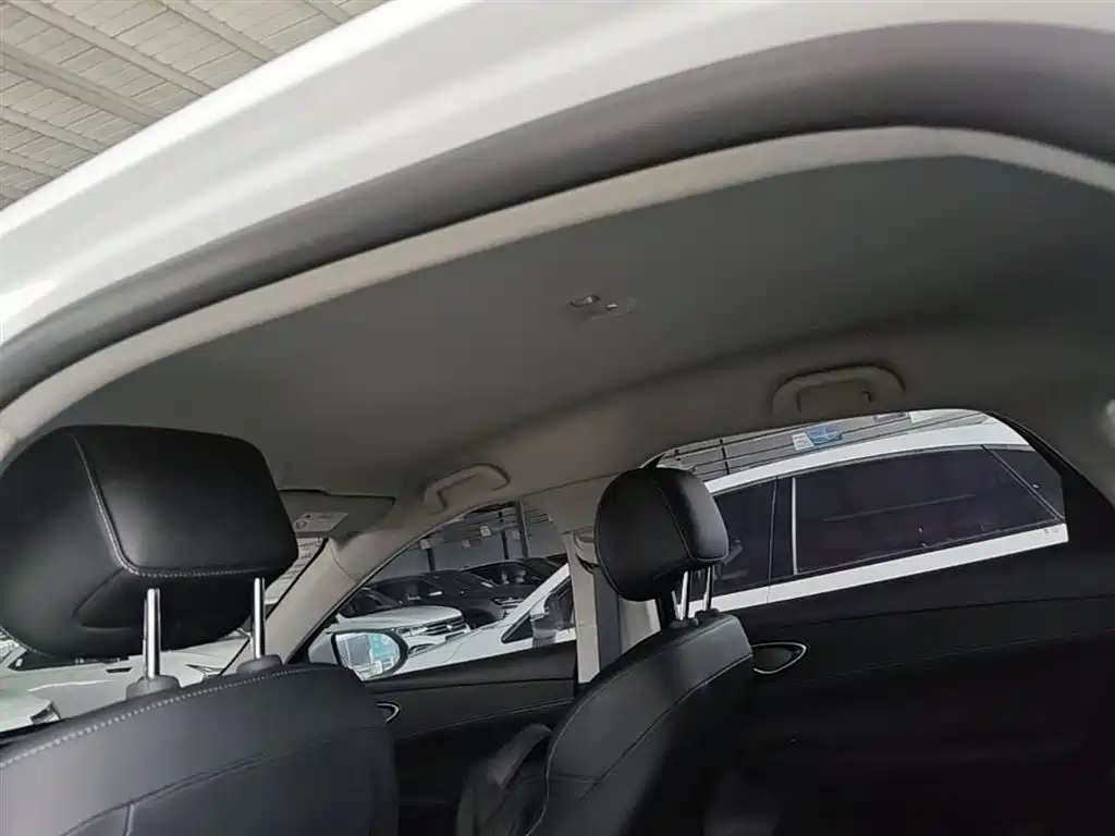 BYD Seal 05 DM-i 2025 — фото 18