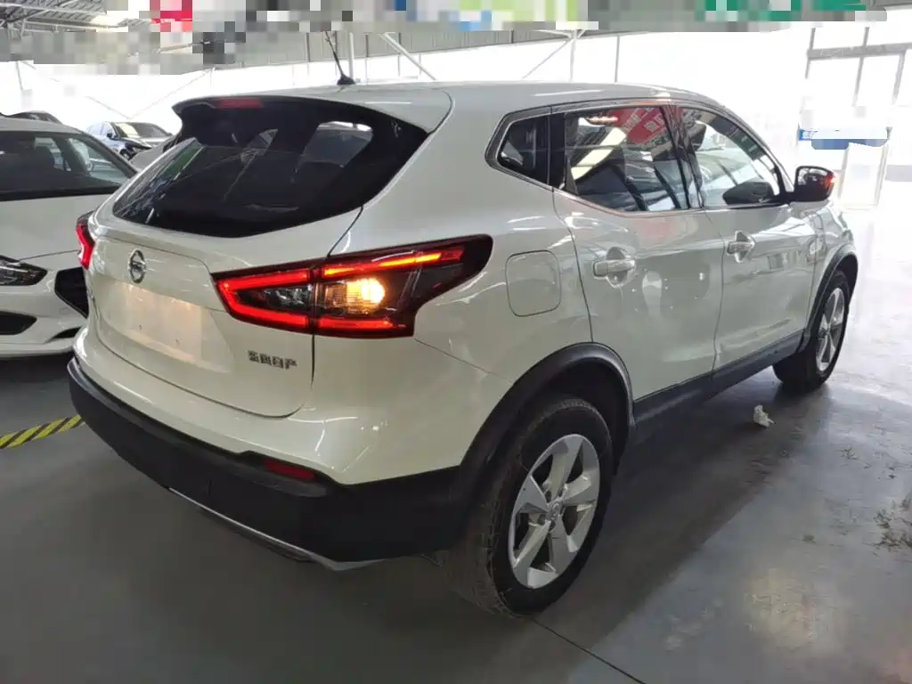 Nissan Qashqai 2023 — фото 7