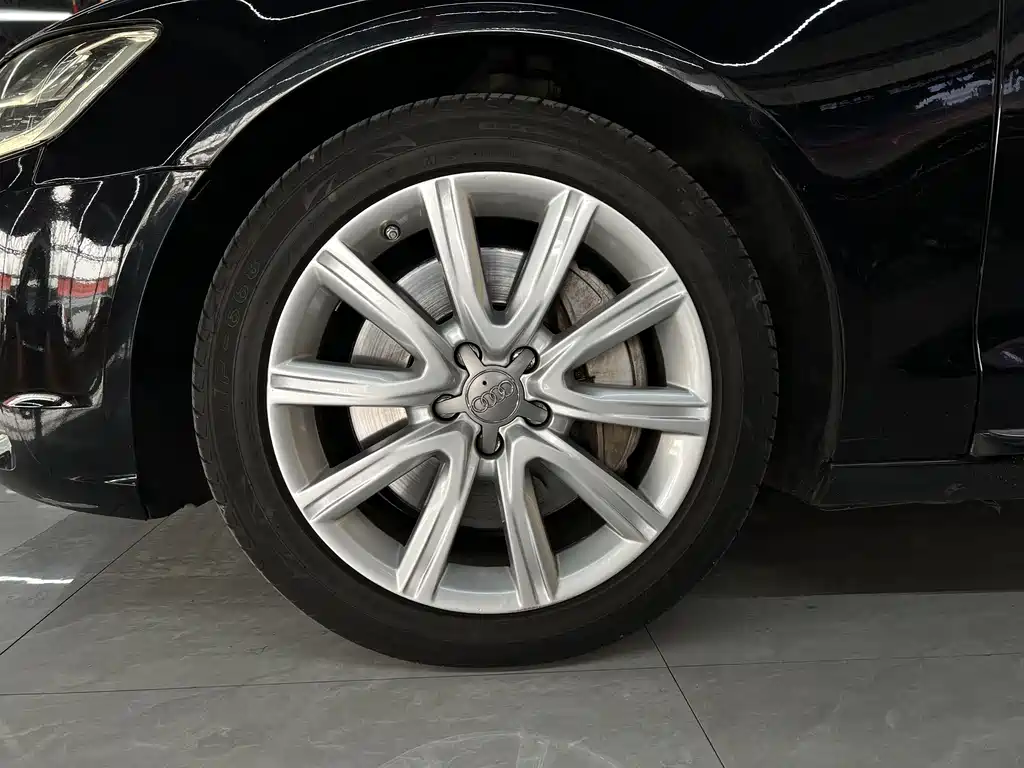 Audi A6L 2015 — фото 22
