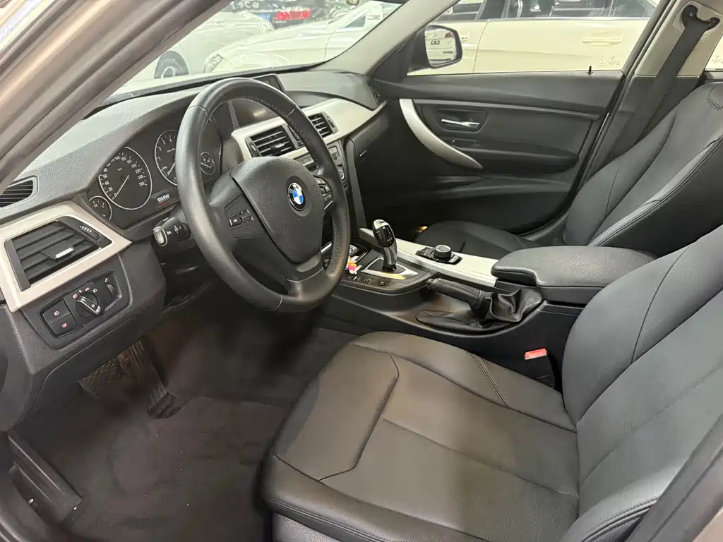 BMW 3 Series 2015