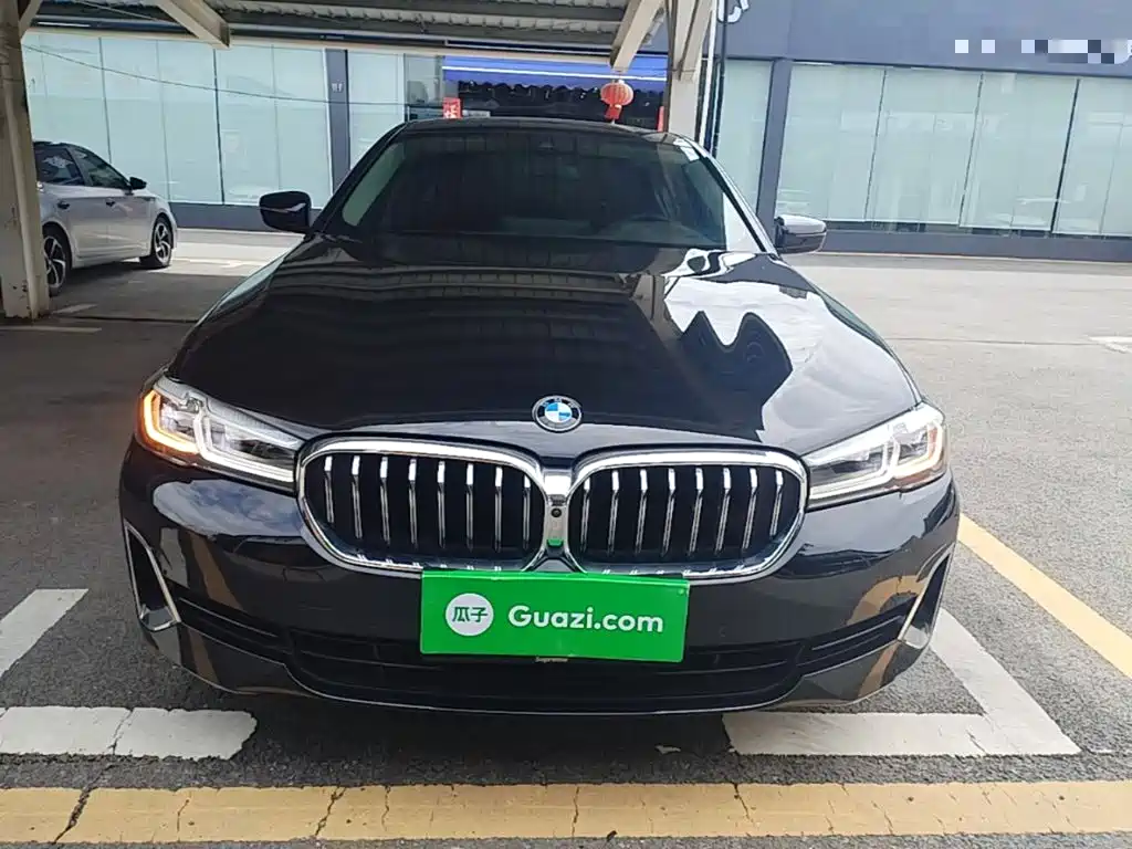 BMW 5 Series 2021