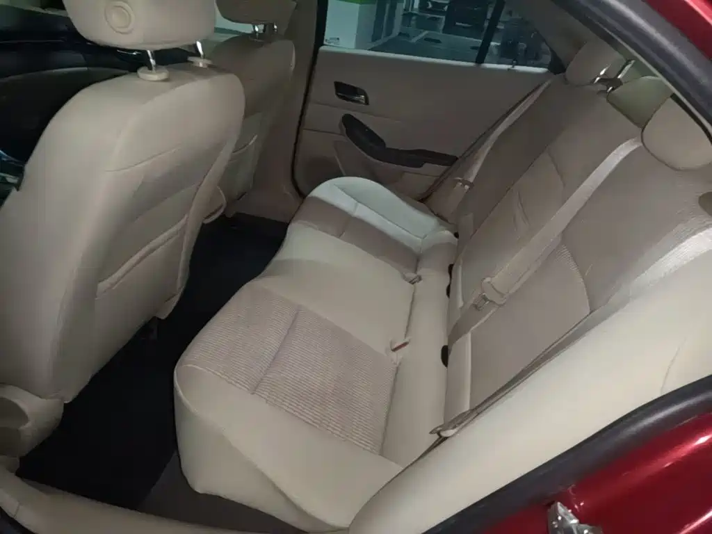 Chevrolet Malibu 2015 — фото 17