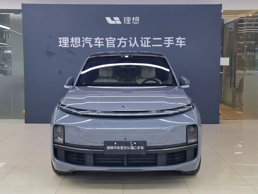 Li Auto Li L8 2025
