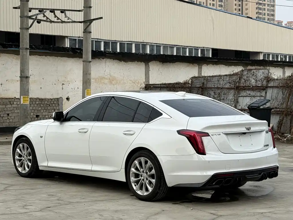 Cadillac CT5 2022 — фото 10