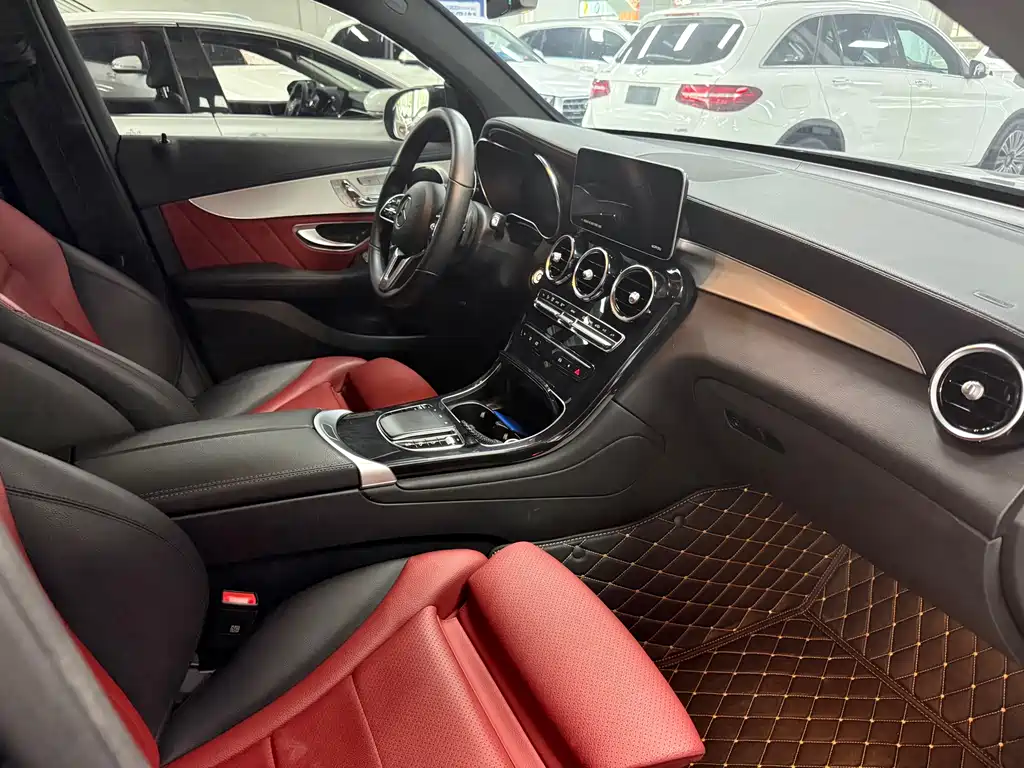 Mercedes-Benz GLC Coupe 2022 — фото 12