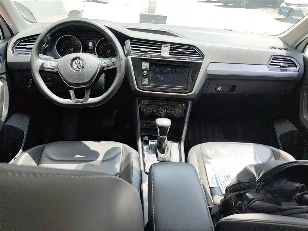 Volkswagen Tiguan L 2019 — фото 10