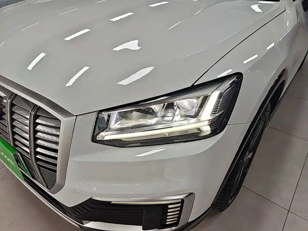 Audi Q2L E-Tron 2021 — фото 24