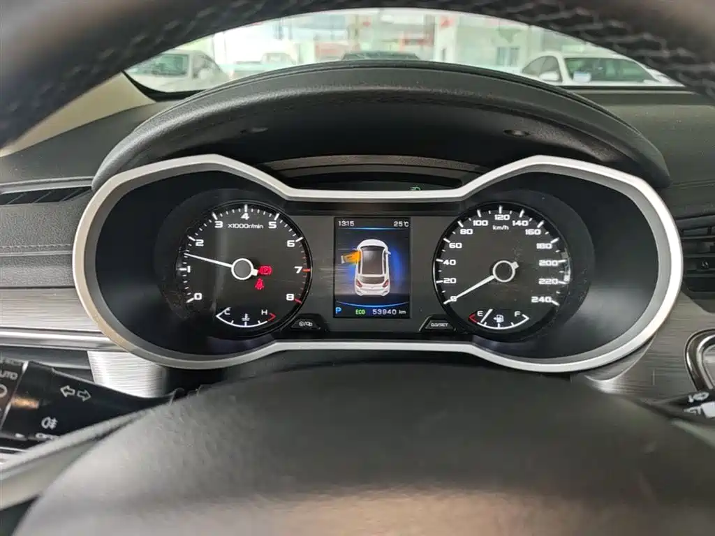 Geely Emgrand GS 2019 — фото 12
