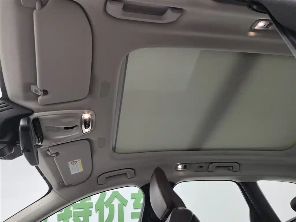 Volvo XC60 2020 — фото 14