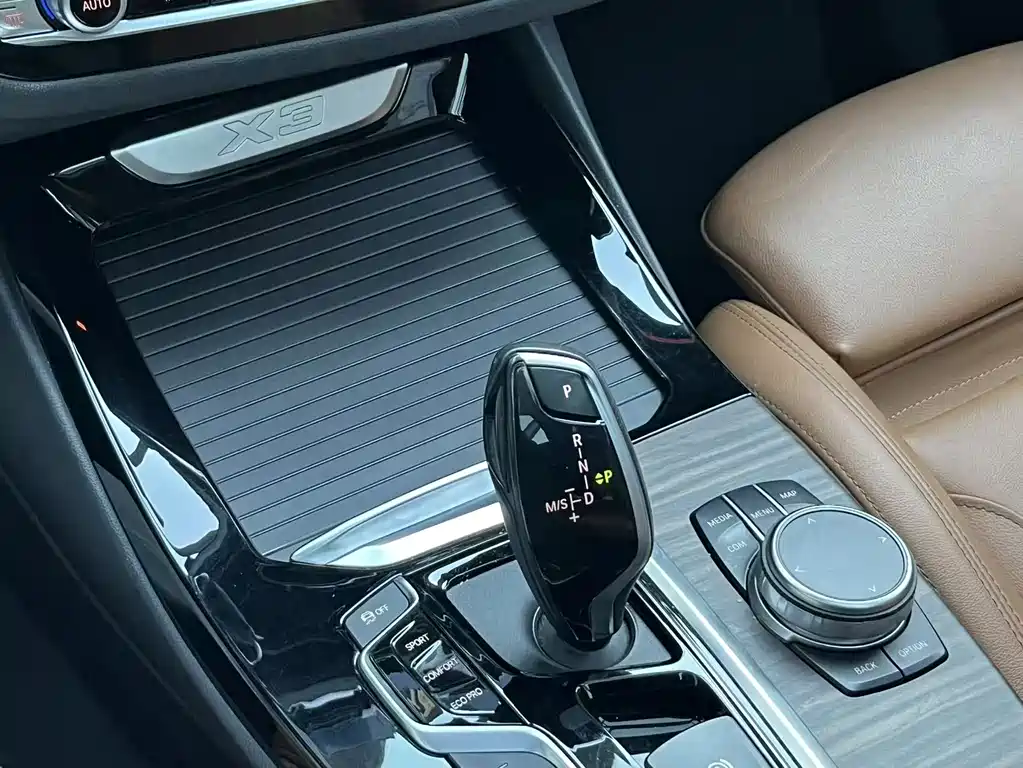 BMW X3 2020 — фото 10