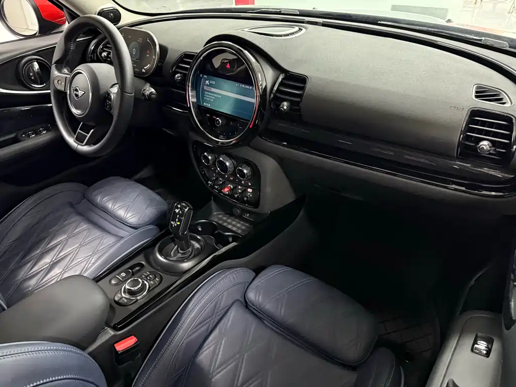 MINI Clubman 2023 — фото 21