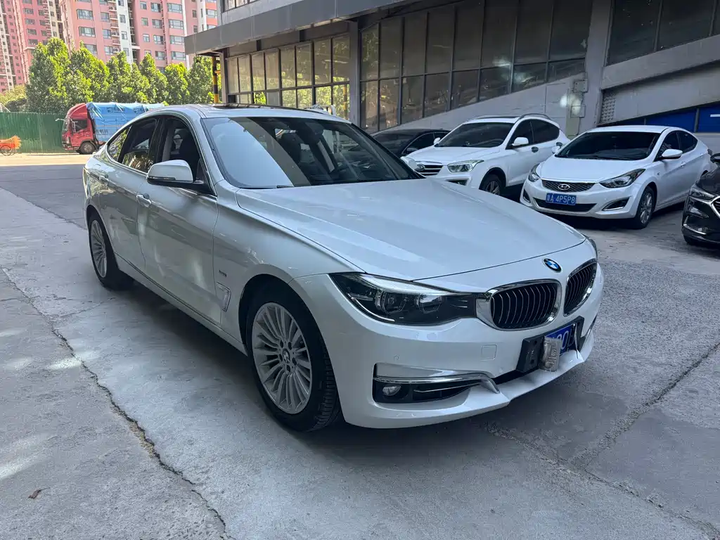 BMW 3 Series GT 2018 — фото 3