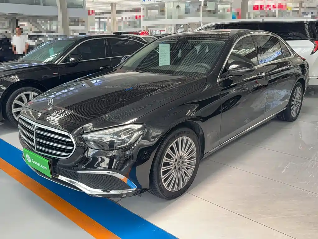 Mercedes-Benz E-Class 2021
