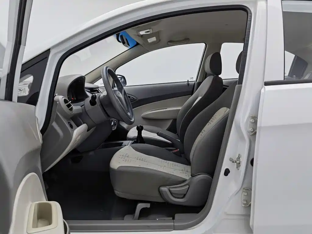Chevrolet Sail 2015 — фото 10