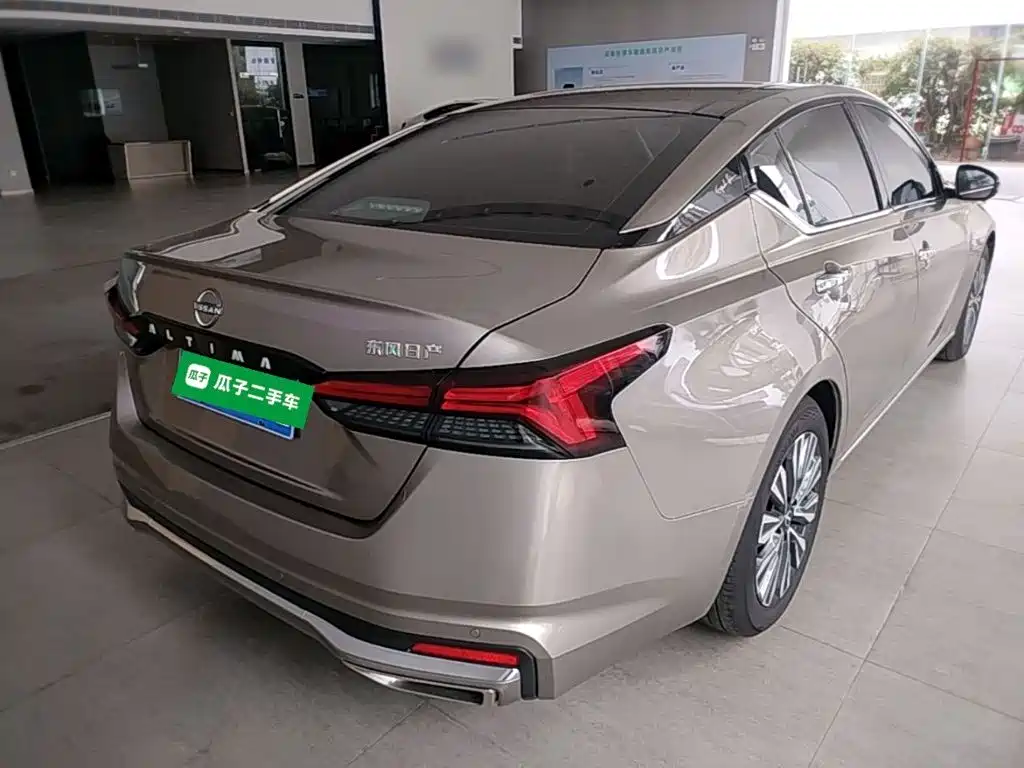 Nissan Teana 2023