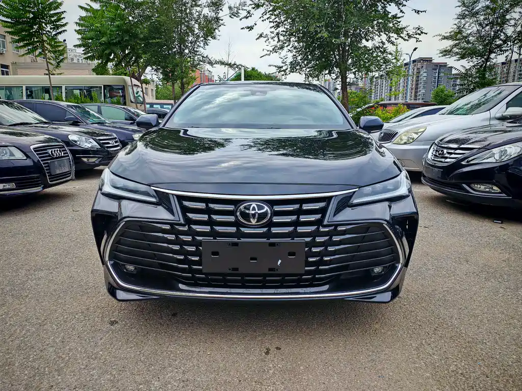 Toyota Avalon 2023 — фото 2