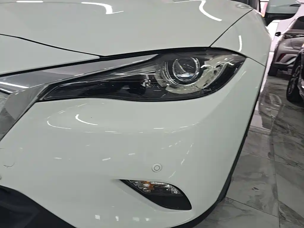 Mazda CX-4 2019 — фото 24