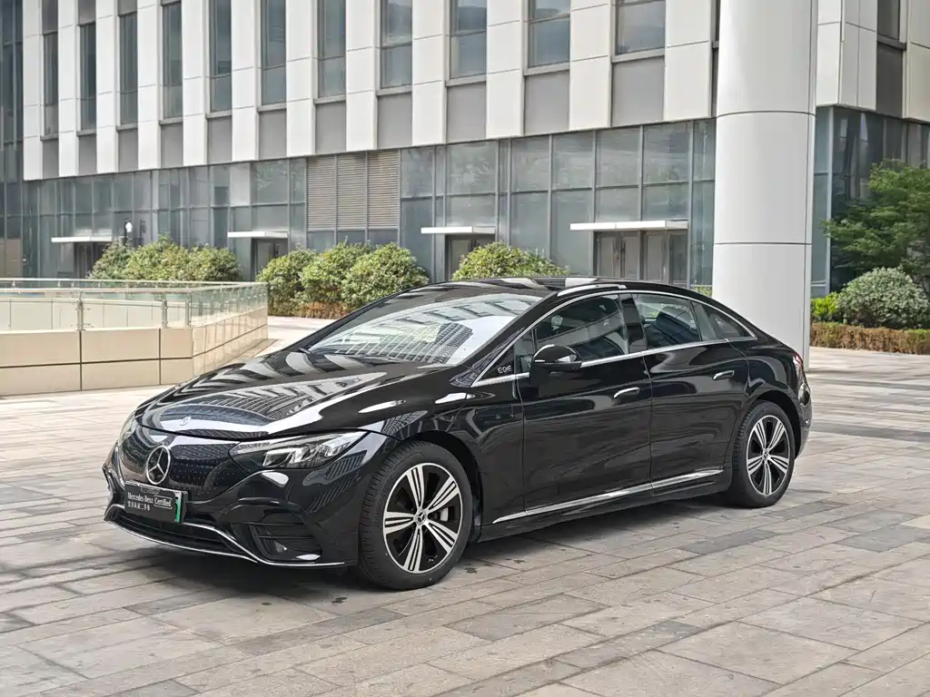 Mercedes-Benz EQE 2025