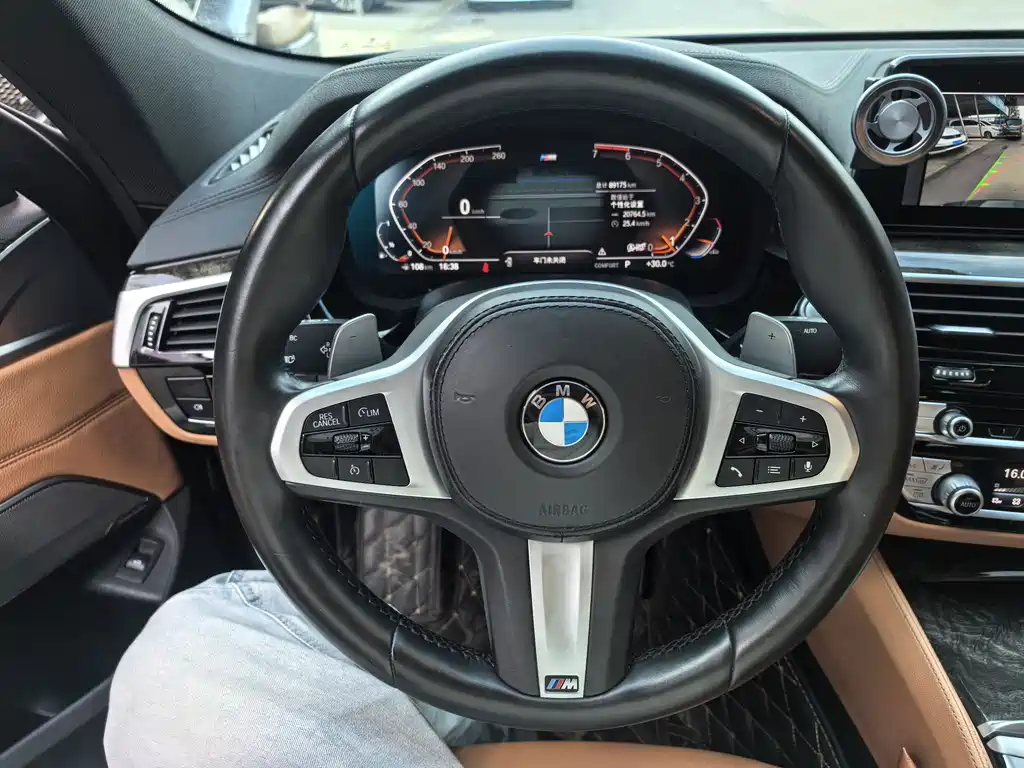BMW 6 Series GT 2020 — фото 8