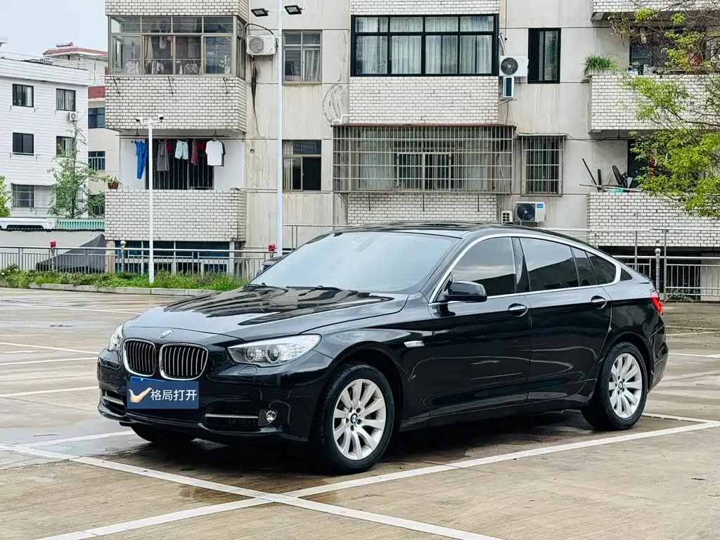 BMW 5 Series GT 2011