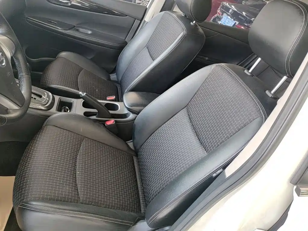 Nissan Tiida 2018 — фото 15