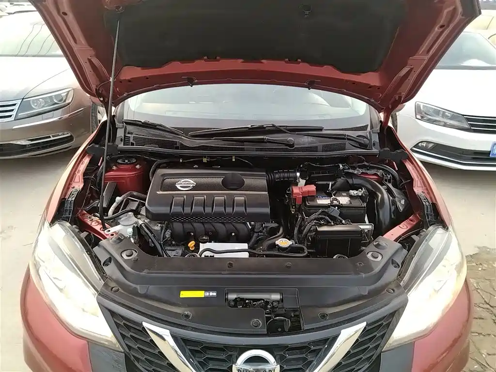 Nissan Tiida 2017 — фото 17