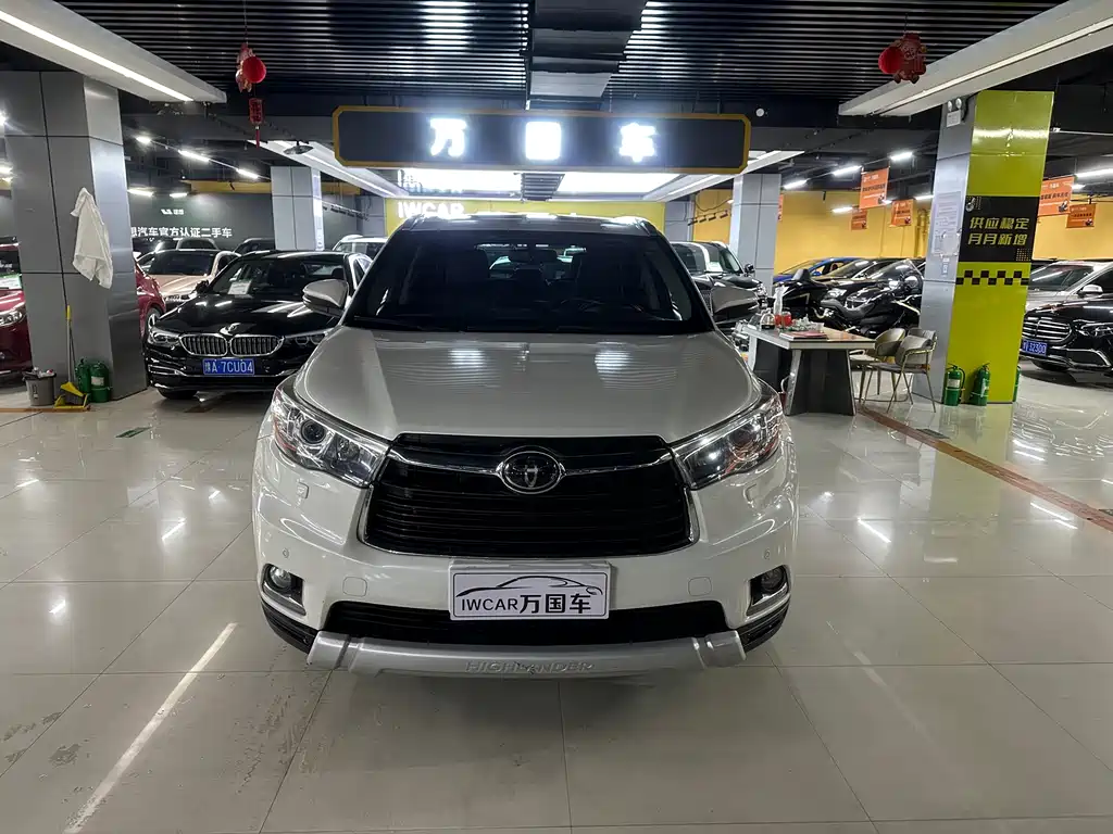 Toyota Highlander 2016