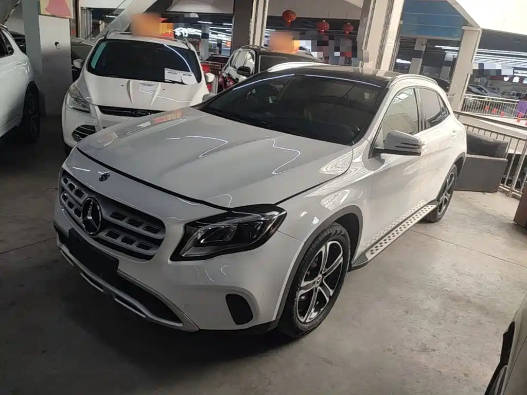 Mercedes-Benz GLA 2018 — фото 1