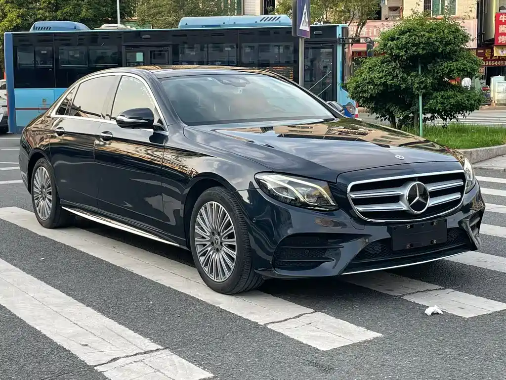 Mercedes-Benz E-Class 2019 — фото 3