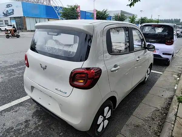 Wuling Hongguang MINIEV 2025