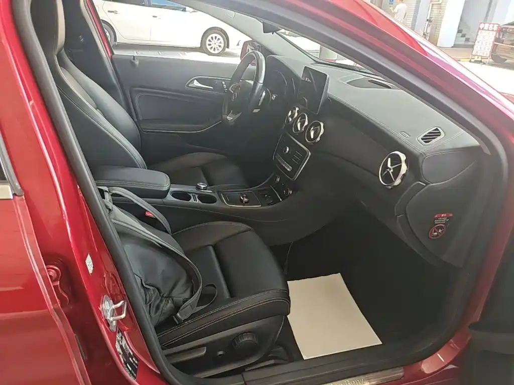 Mercedes-Benz GLA 2019 — фото 25