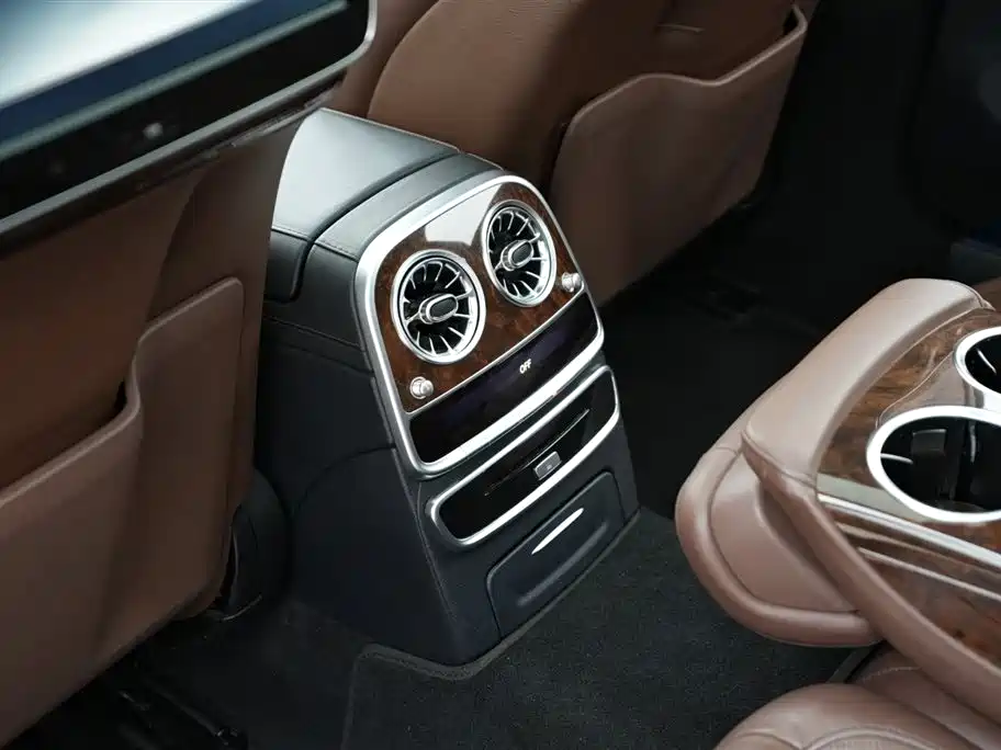Mercedes-Benz S-Class AMG 2015 — фото 16