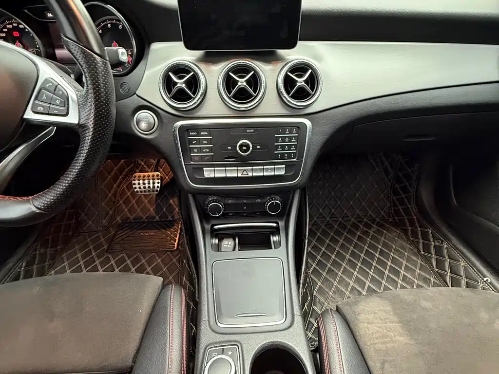 Mercedes-Benz CLA 2018 — фото 9