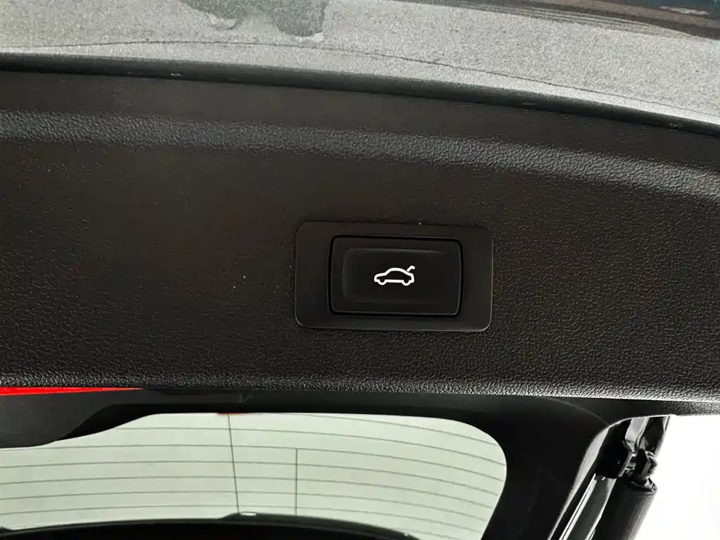 Audi A3 2022 — фото 11