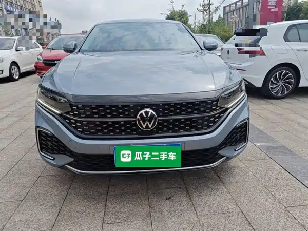 Volkswagen Passat 2022