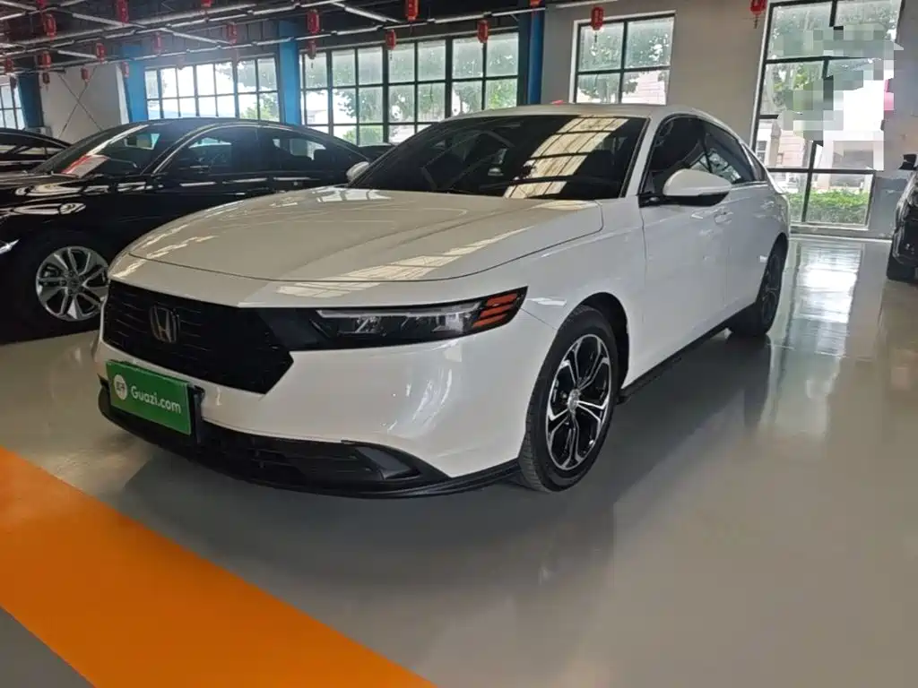 Honda Accord 2023 — фото 1