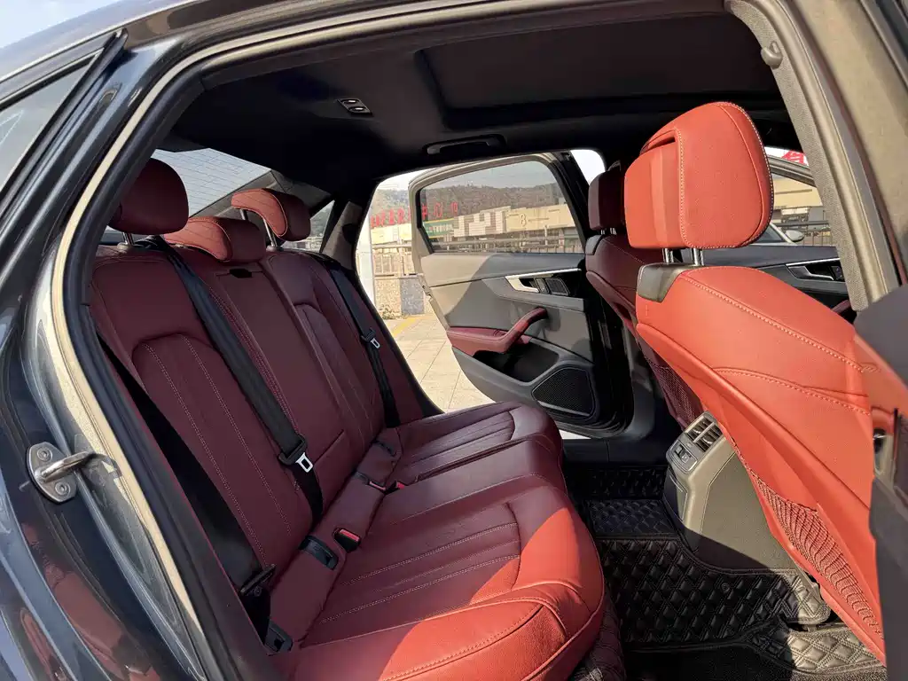 Audi A4L 2023